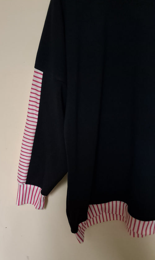 *CLEO* in Navy and Hot Pink