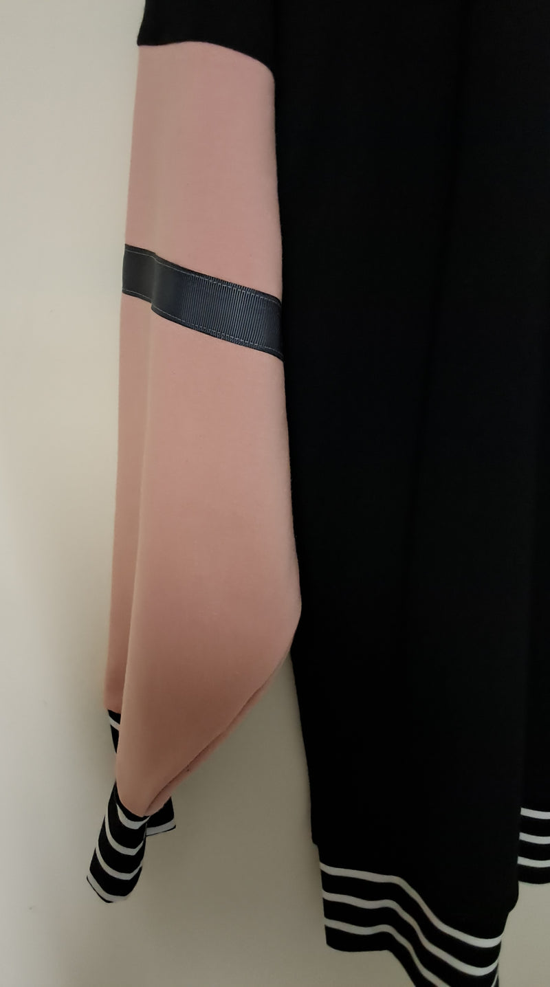NEW BLACK/PINK SWEATSHIRT