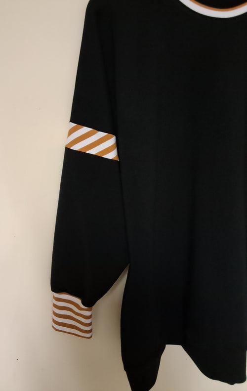 NEW BLACK SWEATSHIRT with SPICE/WHITE