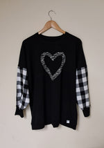 CLASSIC BLACK/WHITE SWEATSHIRT