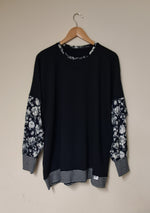 NEW NAVY WITH CONTRASTING SLEEVES