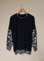 NEW NAVY WITH CONTRASTING SLEEVES