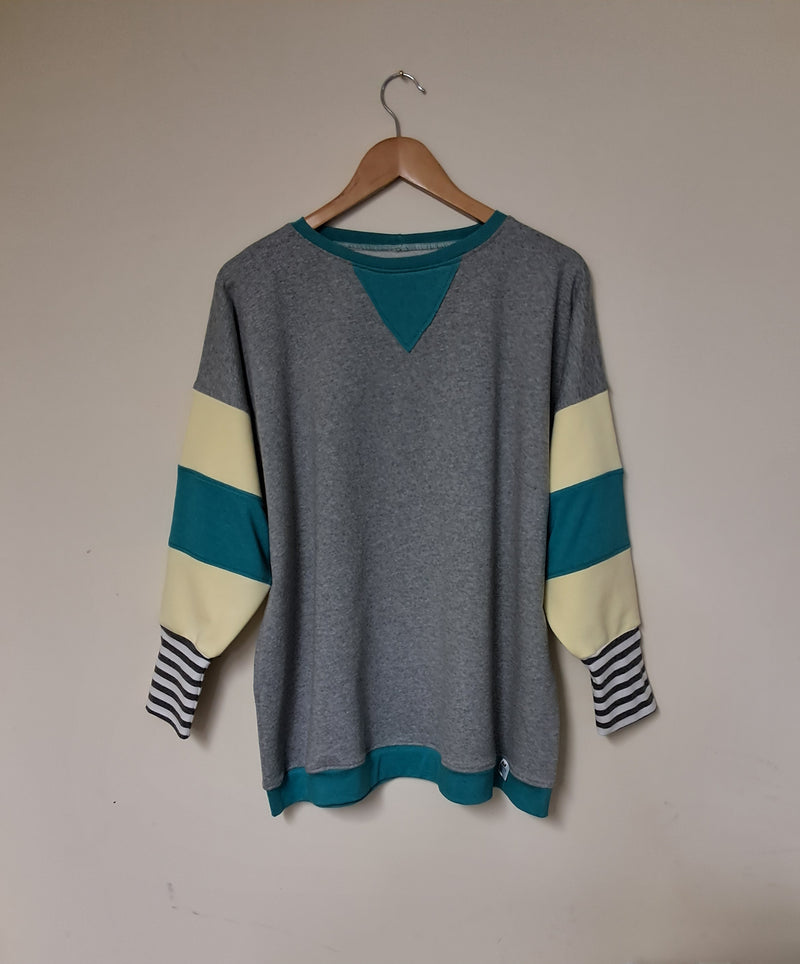 NEW SPRING/SUMMER SWEATSHIRT