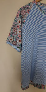 NEW *PASCALE * IN BLUE/WHITE