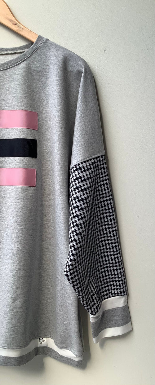 NEW SWEATSHIRT IN GREY MARLE