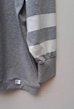 NEW *TONE ON TONE* SWEATSHIRT WITH A TOUCH OF PINK