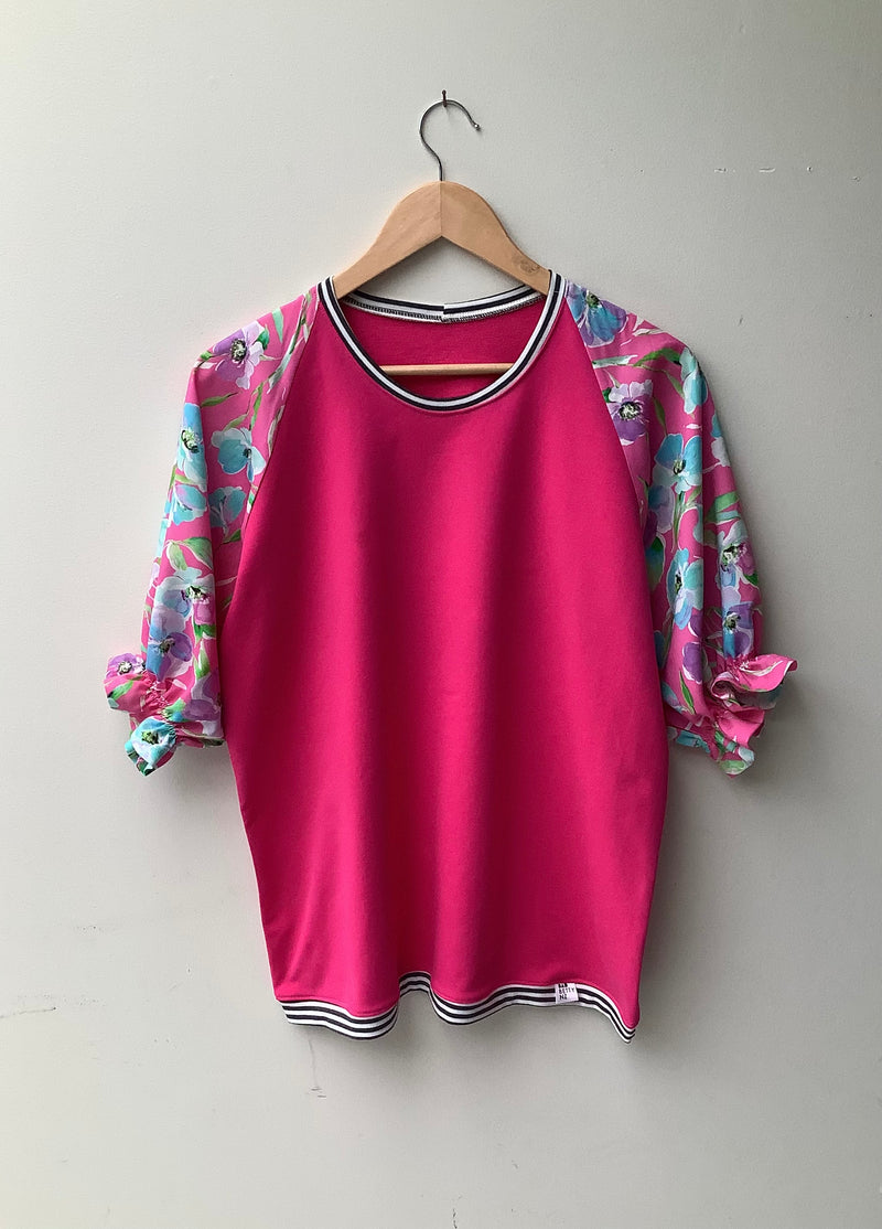 *JESSIE* TOP IN HOT PINK SHADES