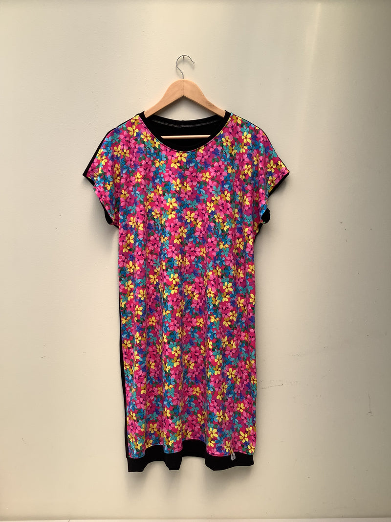 SUMMER DRESS SIZE 14/16