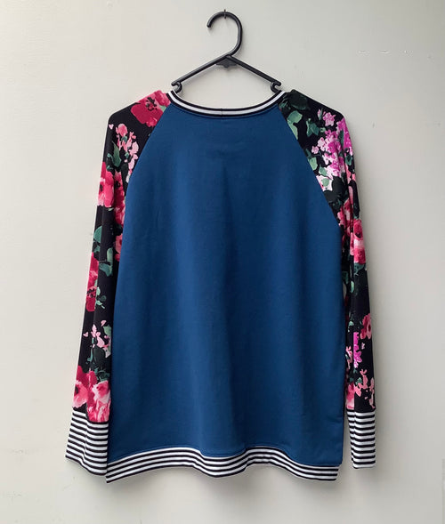 SWEATSHIRT SIZE 10/12