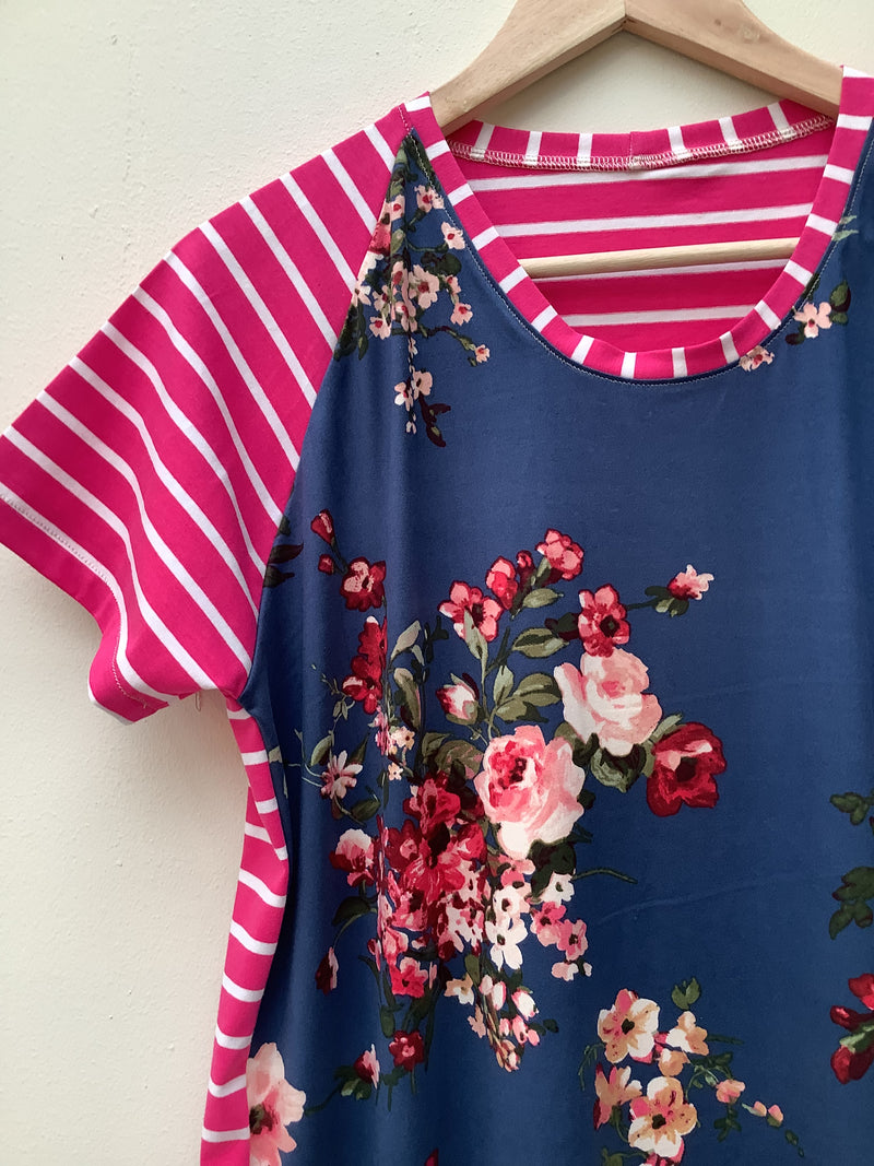 Short sleeve crew dress. Size 14