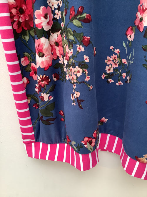 Short sleeve crew dress. Size 14